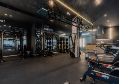 ATHLETESHOLICS GYM