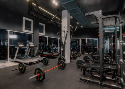 ATHLETESHOLICS GYM